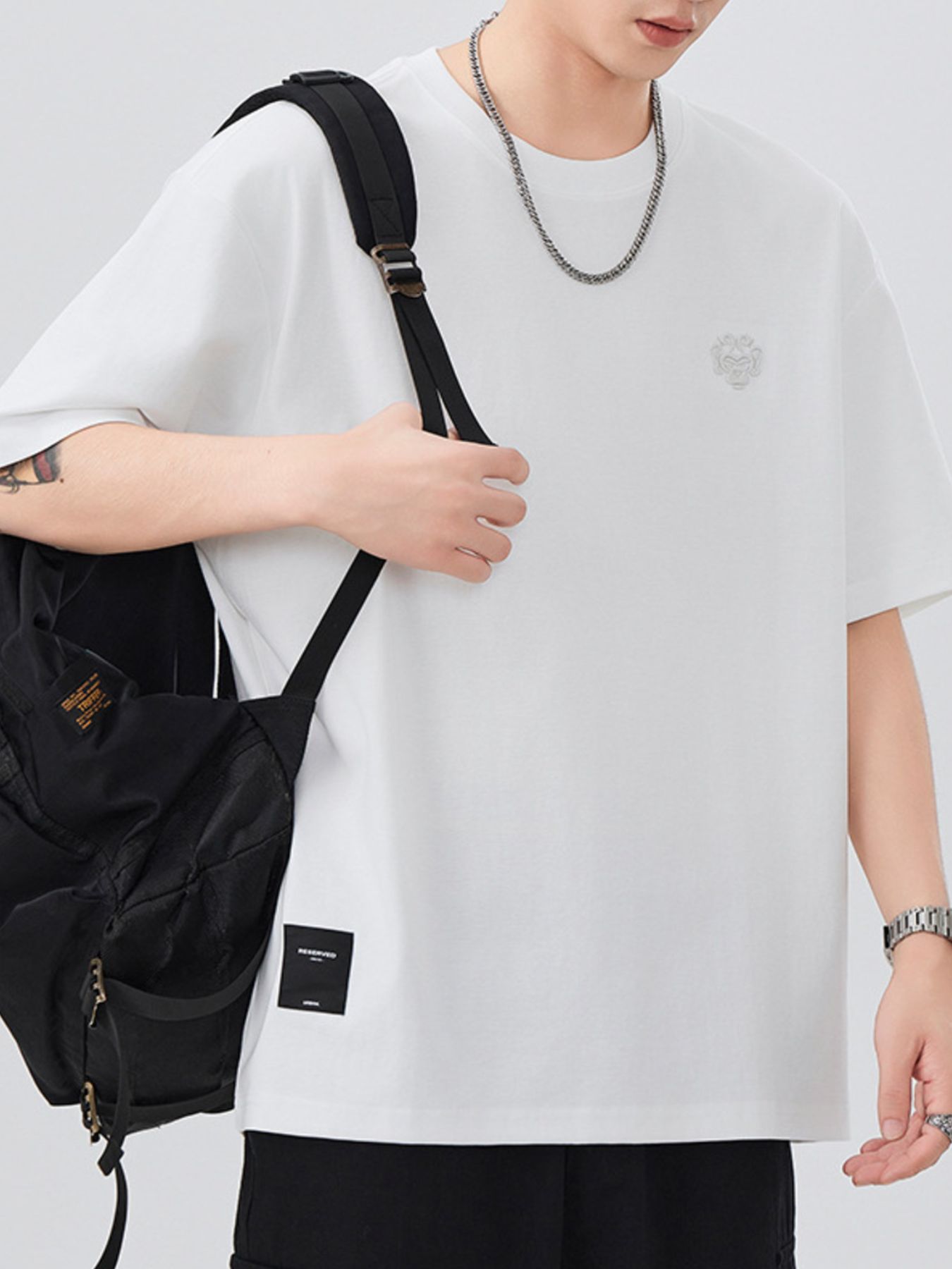 d5a47abb-68a1-434f-978f-532f9d1825ee-Max